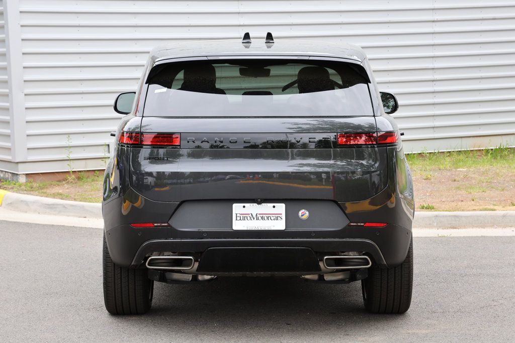New 2025 Land Rover Range Rover Sport SE AWD/4WD image 4
