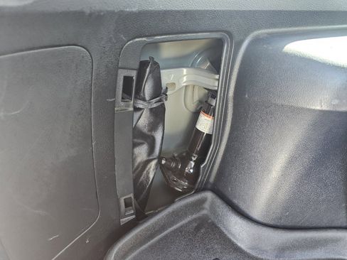 Used 2018 Toyota 4Runner SR5 AWD/4WD image 35