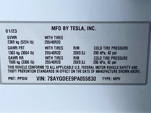 Used 2023 Tesla Model Y Long Range AWD/4WD image 32