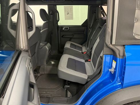 Used 2025 Ford Bronco Big Bend image 15