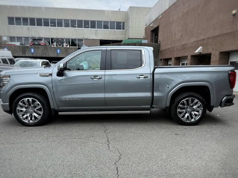 Used 2024 GMC Sierra 1500 Denali w/ Denali Reserve Package AWD/4WD image 14