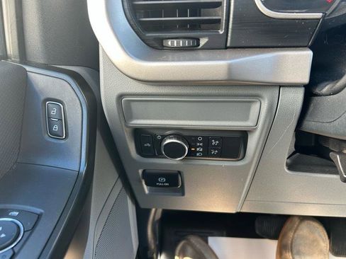 Used 2021 Ford F150 XL image 20