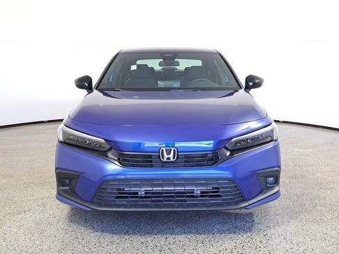 Used 2024 Honda Civic Sport image 3
