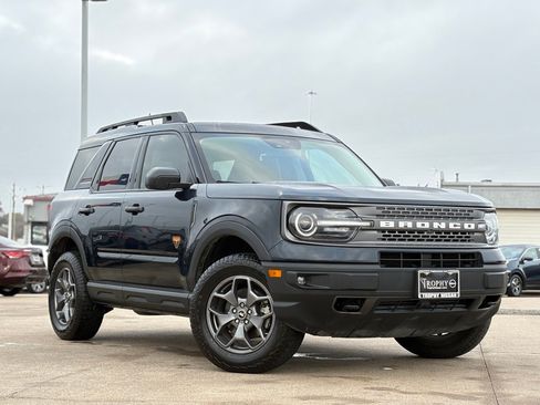 Used 2022 Ford Bronco Sport Badlands w/ Premium Package image 2