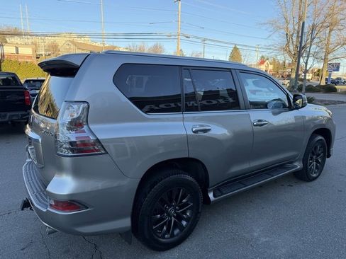 Used 2021 Lexus GX 460 Premium image 5