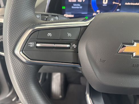 New 2026 Chevrolet Equinox EV LT image 19