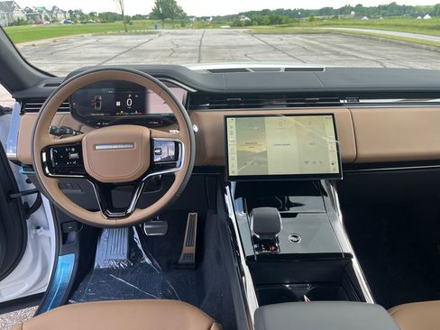 New 2026 Land Rover Range Rover Sport Dynamic SE AWD/4WD image 12