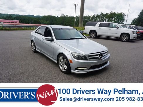 Used 2011 Mercedes-Benz C 300 Sedan image 1