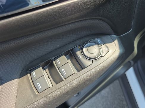 Certified 2023 Chevrolet Equinox RS w/ LPO, Floor Liner Package image 15