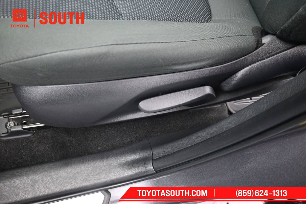 Used 2024 Toyota RAV4 LE FWD image 21