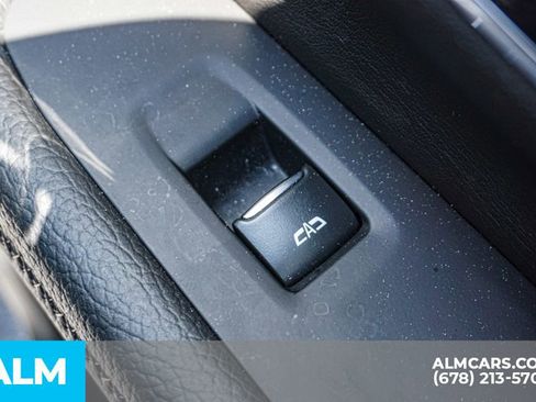 Used 2025 GMC Yukon XL Denali image 56