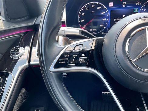 Used 2025 Mercedes-Benz S 580 4MATIC Sedan image 25