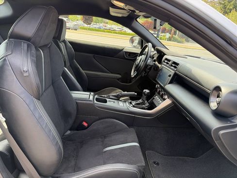 Used 2023 Toyota GR86 Premium RWD image 20