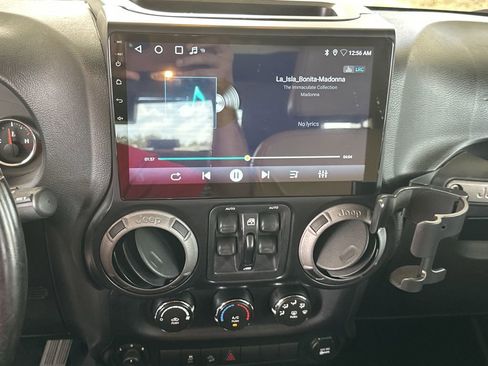 Used 2014 Jeep Wrangler Unlimited Sport w/ Quick Order Package 24S image 21