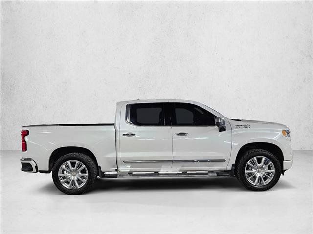Used 2024 Chevrolet Silverado 1500 High Country w/ High Country Premium Package AWD/4WD image 4