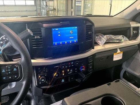 New 2026 Ford F250 XL w/ XL Chrome Package AWD/4WD image 31