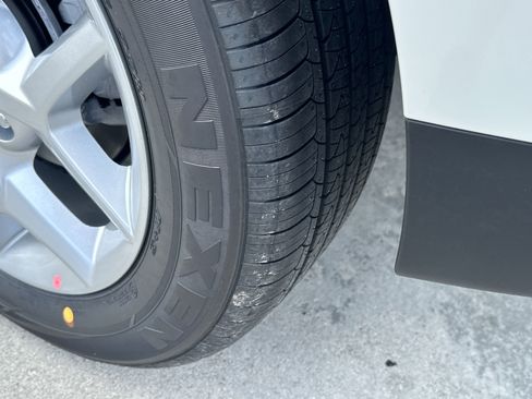 New 2025 Kia Soul LX w/ LX Technology Package image 11
