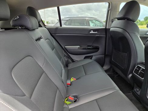 Used 2021 Kia Sportage EX FWD image 12