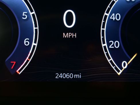 Used 2025 Jeep Grand Cherokee L Laredo w/ Trailer Tow Package image 27