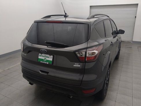 Used 2018 Ford Escape SE w/ SE Sport Appearance Package FWD image 7