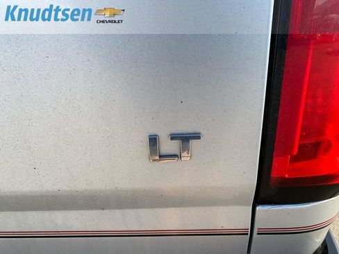 Used 2017 Chevrolet Colorado LT w/ Luxury Package, Chrome image 10