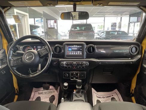 Used 2021 Jeep Wrangler Unlimited Sport AWD/4WD image 16
