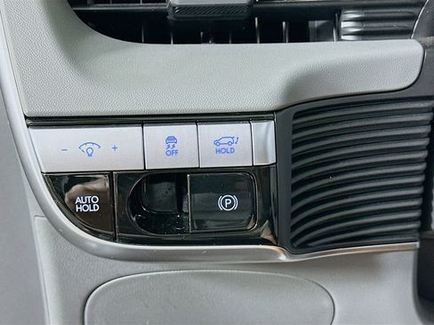 Used 2024 Hyundai Ioniq 5 SEL RWD image 17