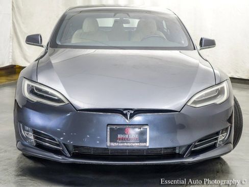Used 2020 Tesla Model S Long Range Plus image 6