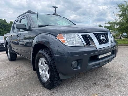 Used 2012 Nissan Frontier SV AWD/4WD image 1