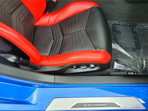 Used 2021 Chevrolet Corvette Stingray Preferred Cpe w/ Z51 Performance Package image 22