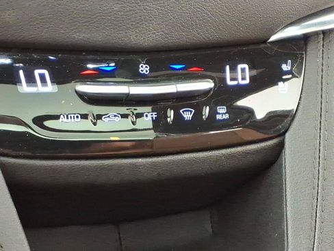 Certified 2024 Cadillac XT5 Premium Luxury FWD image 23