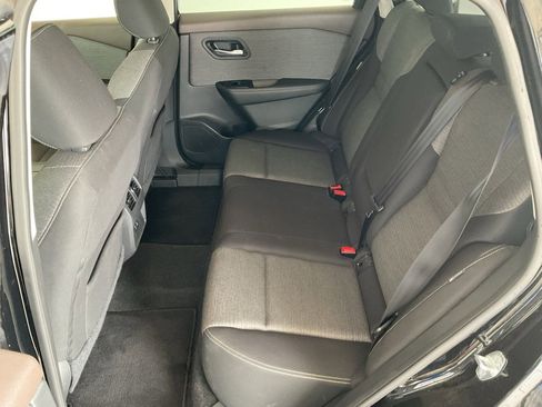 Used 2022 Nissan Rogue SV image 20