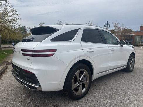 New 2026 Genesis GV70 2.5T Select AWD/4WD image 10