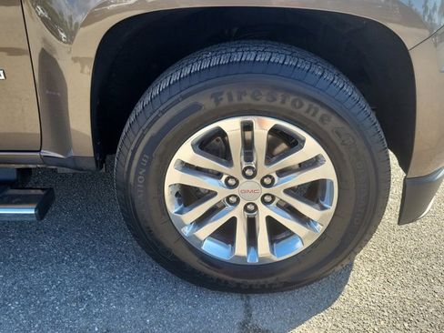 Used 2016 GMC Canyon SLT image 8