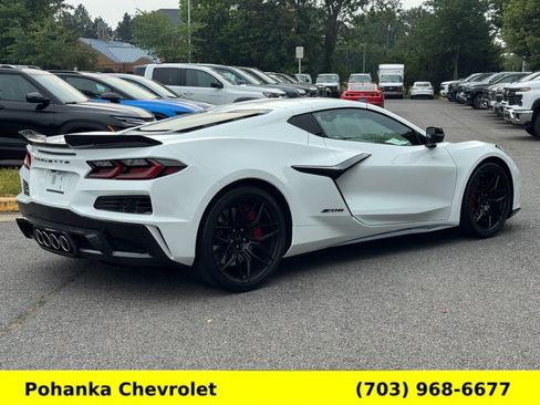 Used 2026 Chevrolet Corvette Z06 RWD image 6