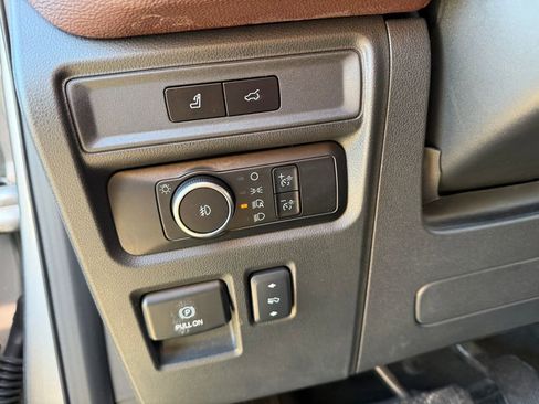 Used 2024 Ford Expedition Max Limited image 22