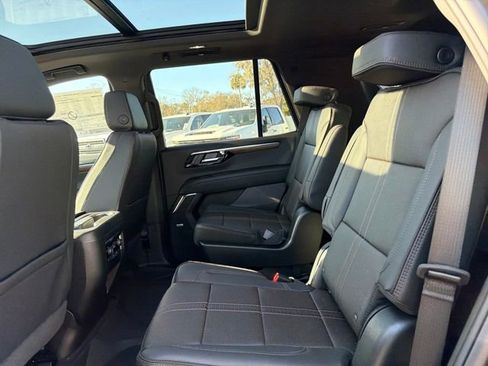 New 2026 Chevrolet Tahoe High Country AWD/4WD image 22