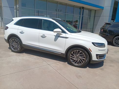Used 2020 Lincoln Nautilus Reserve w/ Equipment Group 201A AWD/4WD image 7