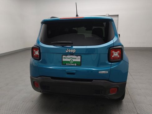 Used 2021 Jeep Renegade Latitude FWD image 7