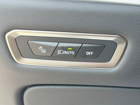 New 2026 BMW X7 xDrive40i w/ Executive Package image 38