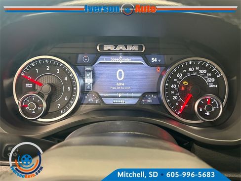 New 2026 RAM 1500 4x4 Crew Cab image 18