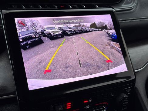 Used 2023 Jeep Grand Cherokee Limited w/ Trailer Tow Prep Group (B) image 27