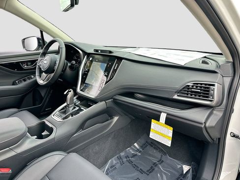 New 2025 Subaru Outback Limited image 31