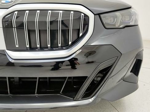 Used 2026 BMW 530i w/ M Sport Package RWD image 25