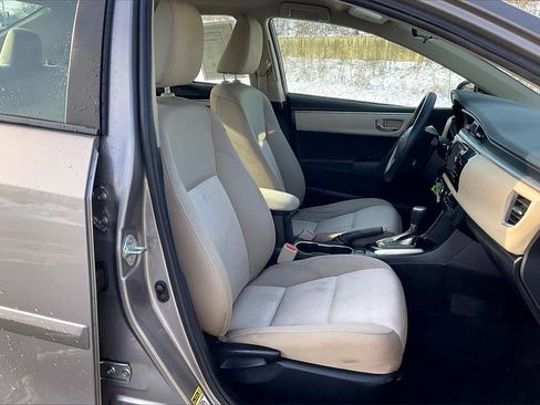 Used 2014 Toyota Corolla LE image 7