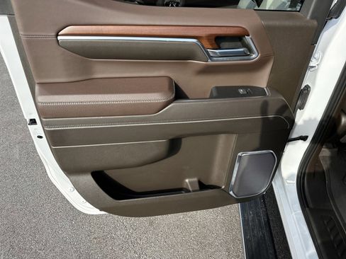 Used 2023 GMC Sierra 1500 Denali w/ Denali Reserve Package image 22