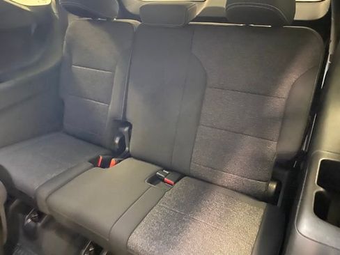 New 2025 Chevrolet Traverse LT w/ Enhanced Driving Package image 18