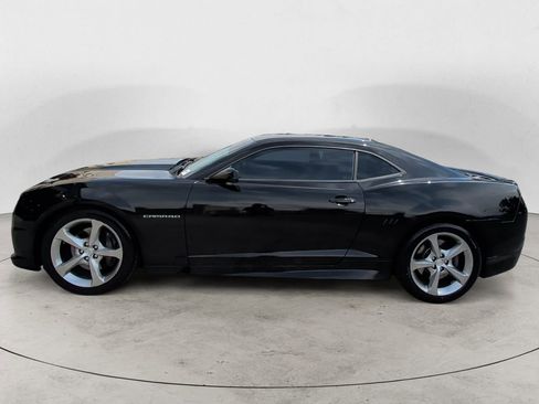 Used 2013 Chevrolet Camaro SS RWD image 2