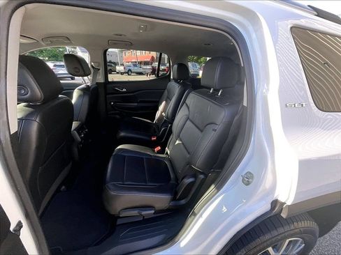 Used 2023 GMC Acadia SLT w/ Preferred Package AWD/4WD image 15