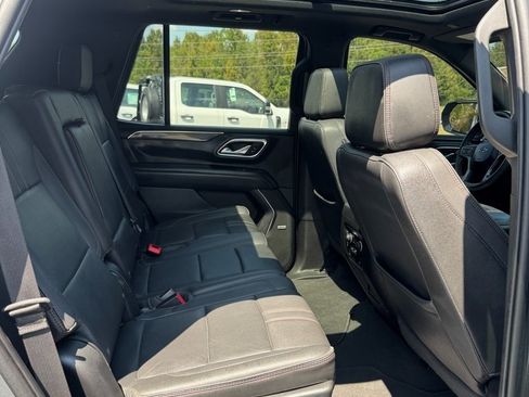 Used 2023 Chevrolet Tahoe RST image 13